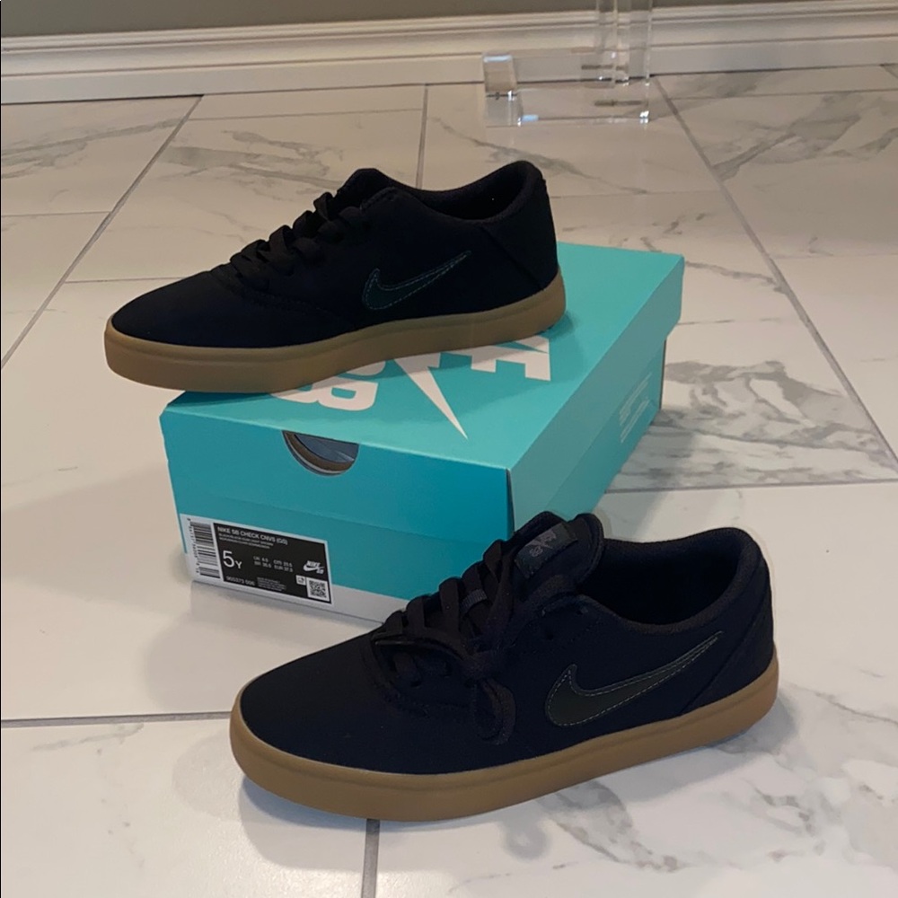 NIKE SB Check Canvas Kids Shoes